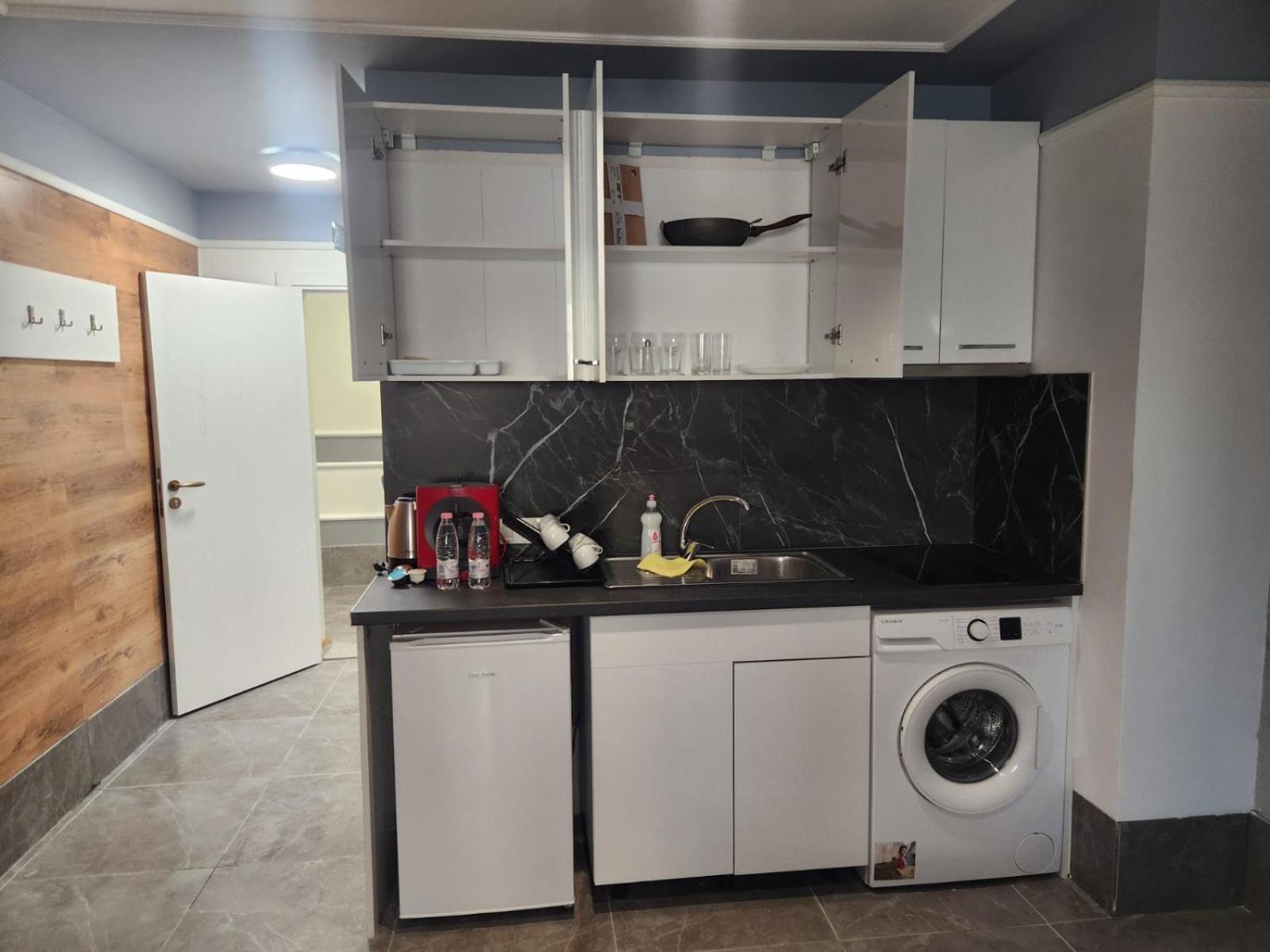 Continental 3 Apartment *